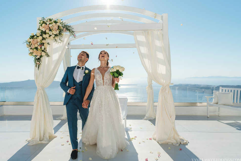 andromeda_villas_elopement_santorini_greece_fairytale-intimate-ceremony-reception